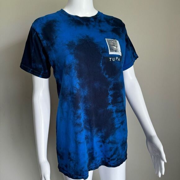Cross Colours x Tupac Shakur All Smiles Blue Tie Dye T-Shirt - Picture 1 of 9